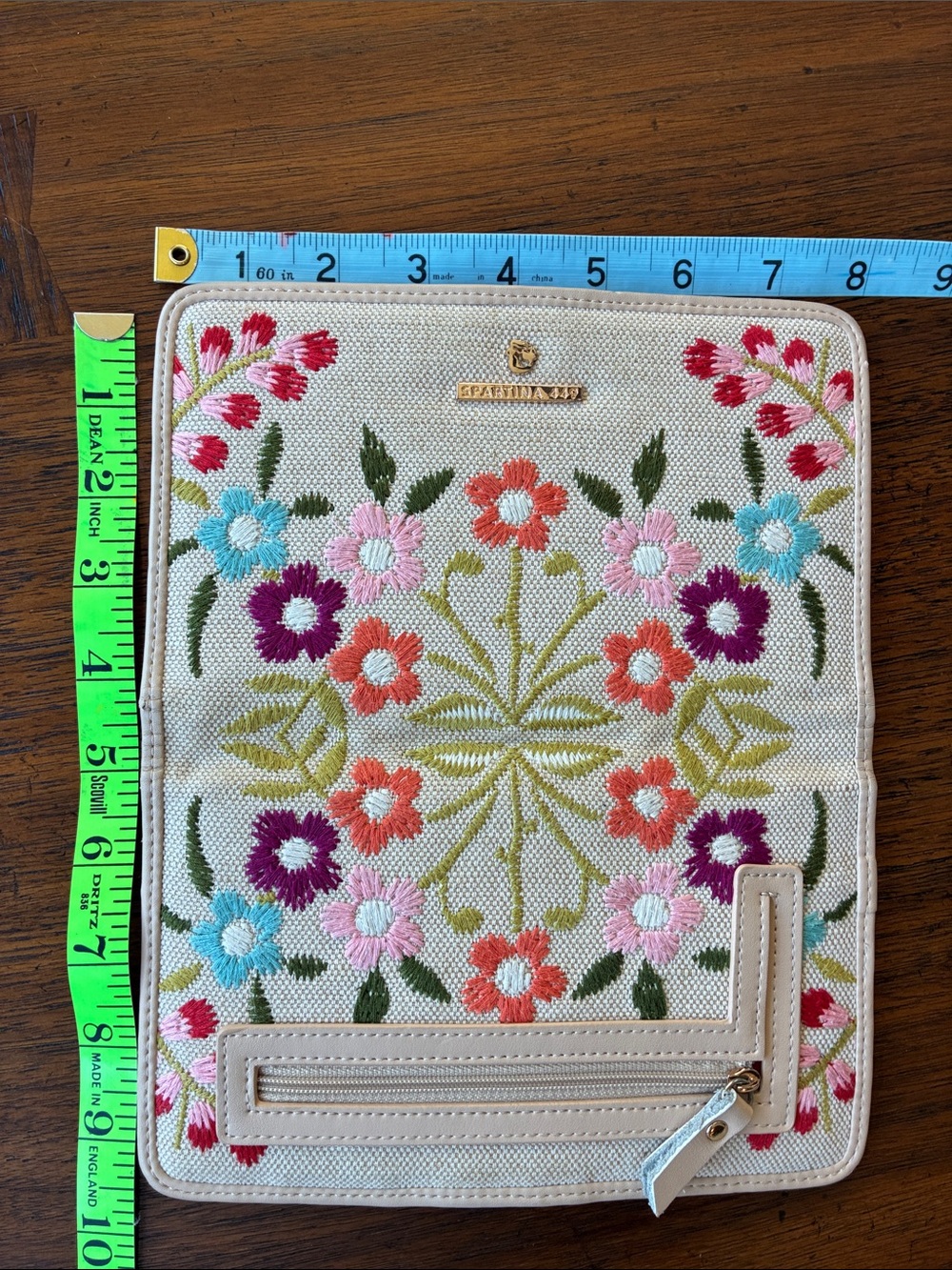 Spartina 449 Embroidered Floral Linen Snap Wallet - Picture 13 of 16